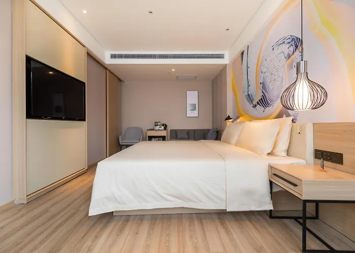Atour Light Hotel Jinan International Covention Centre