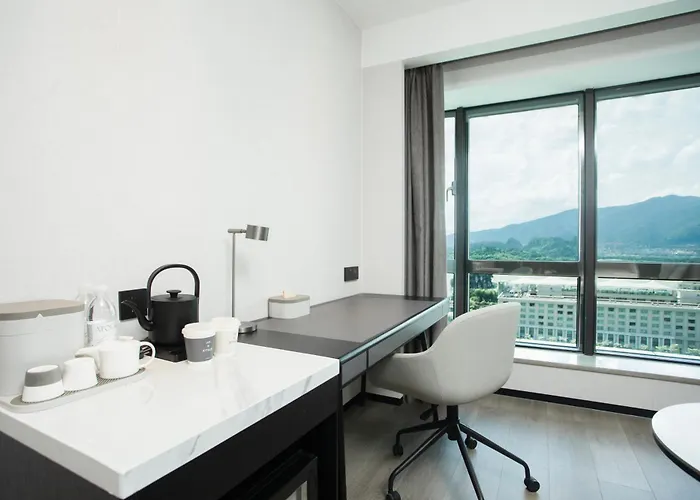 Atour Hotel Zhaoqing Qixingyan