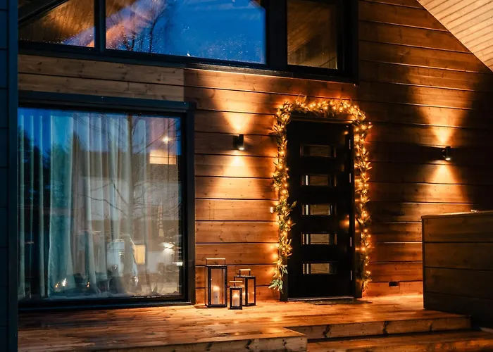 Skyra Retreat