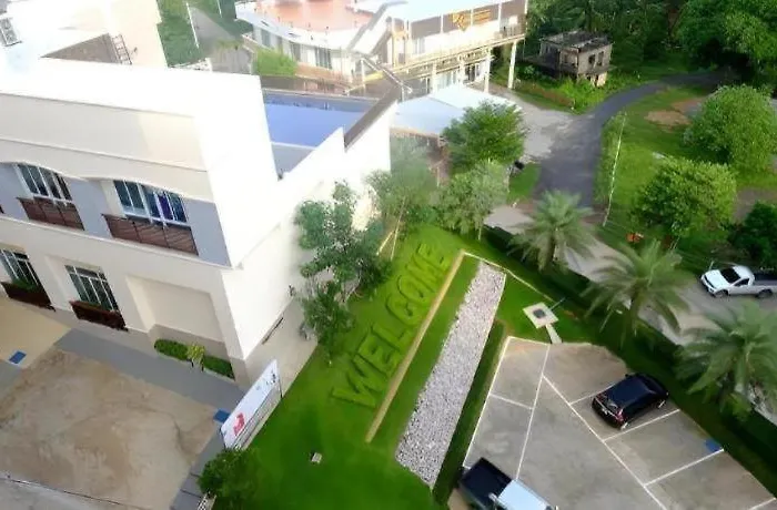 Royal Hill Satun Hotel
