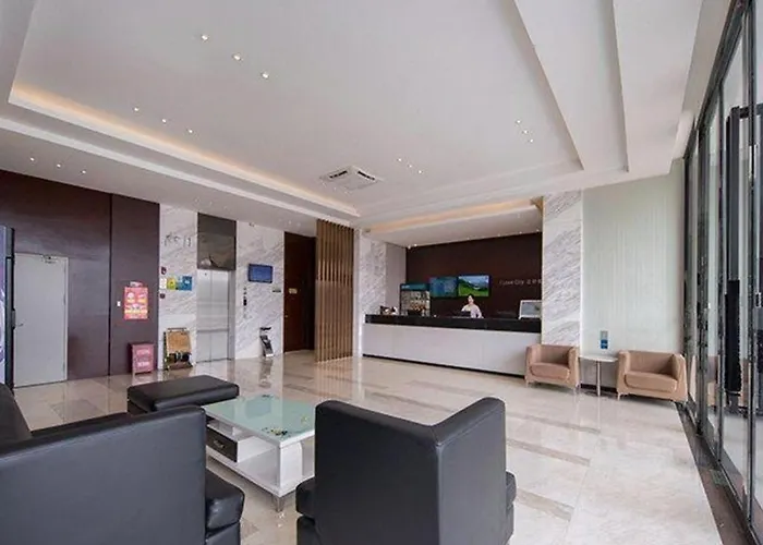 City Comfort Inn Chongzuo Taiping Ancient Town Yanshan Road