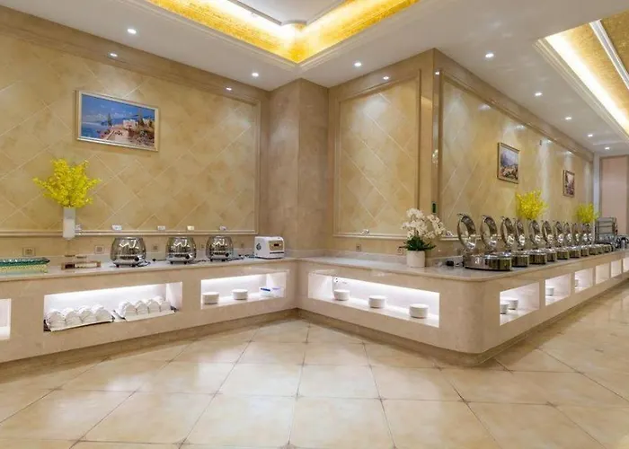 Vienna Hotel Jiangsu Zhangjiagang Passenger Terminal Station