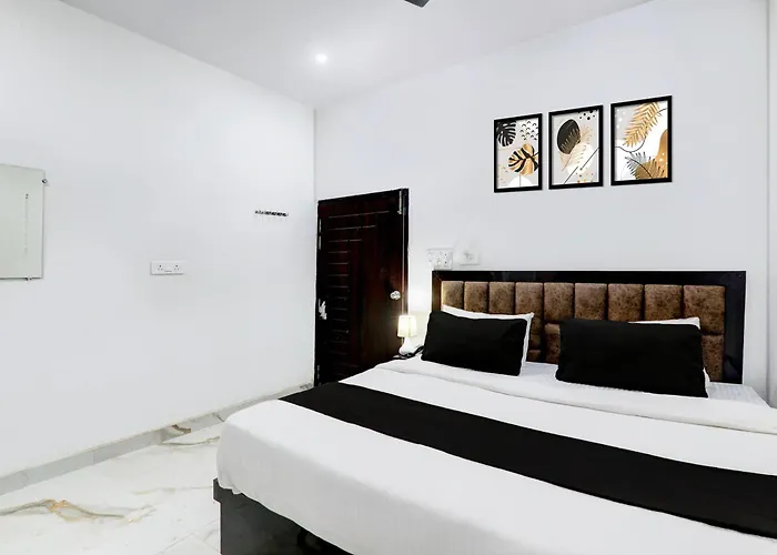 Super Hotel O Ayodhya