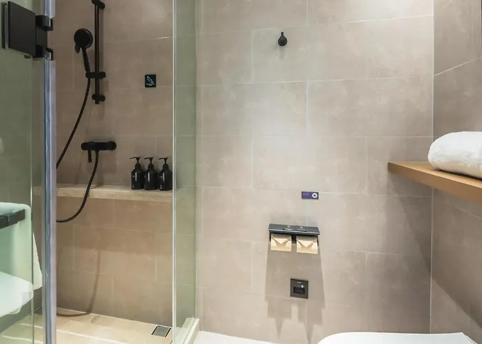 Atour Hotel Urumqi Hongshan Park Yangzijiang Road