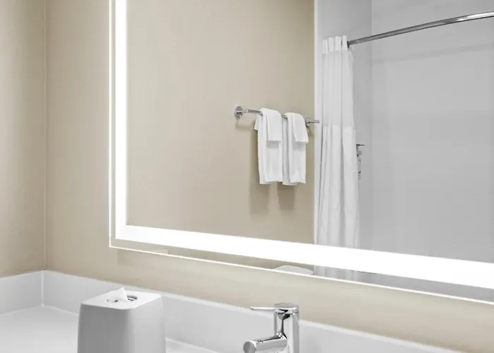Holiday Inn Express & Suites Tumwater - Olympia By Ihg