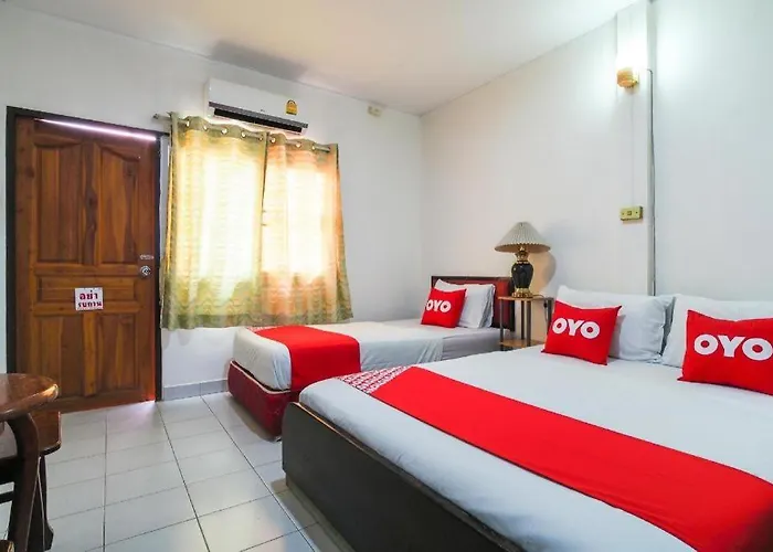 Oyo 654 Samanmit Inn Hotel