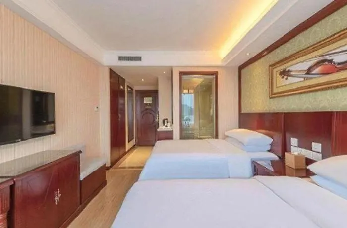 Yichang Vienna Hotel Wanda Branch