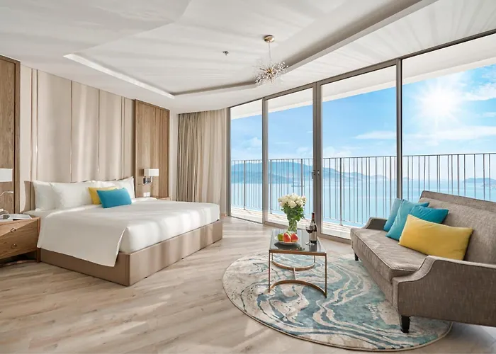 Emerald Wave Suites Seaview