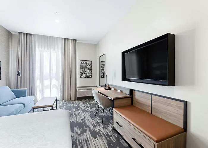 Sandman Signature Dallas Las Colinas Hotel & Suites