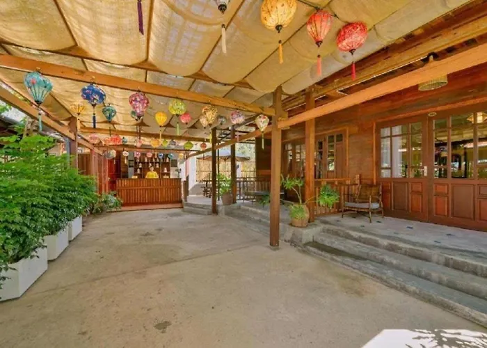 Hoianbang Beach Front Villa And Restaurant