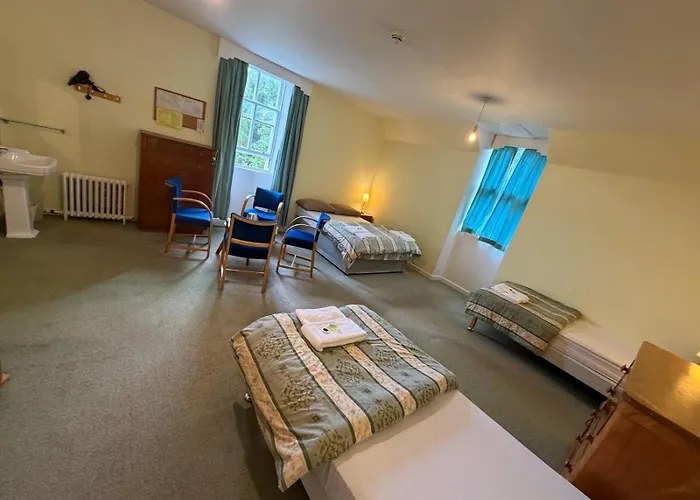 Cluny Hill Hotel