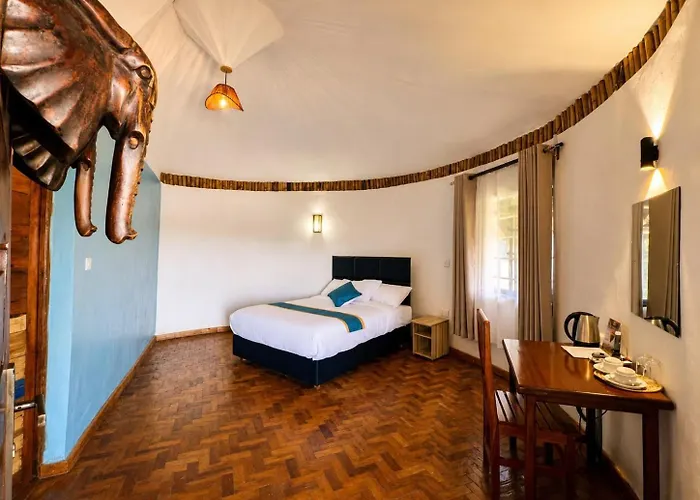 Ambokili Cottages