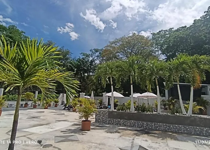 Hotel San Jeronimo Tropical