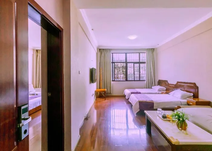 Tengchong Feng Guang Hotel