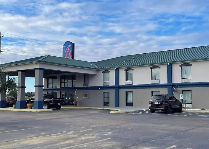 Motel 6 Canton, Ms
