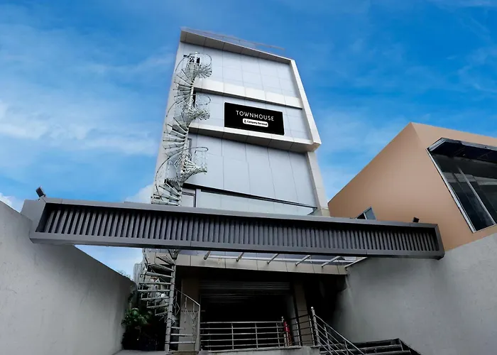 Townhouse Rauniyar City Centre Ratu Road