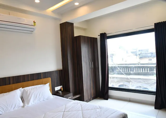 Hotel Shreeji Palace