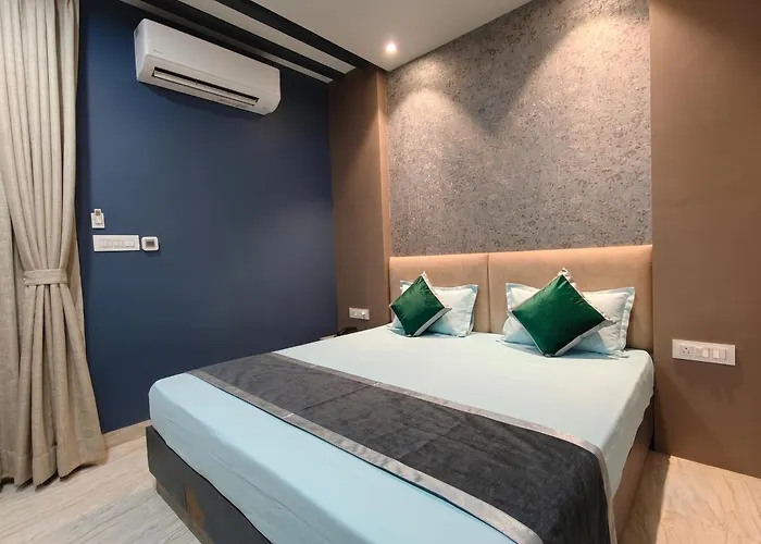 Fabhotels Merova