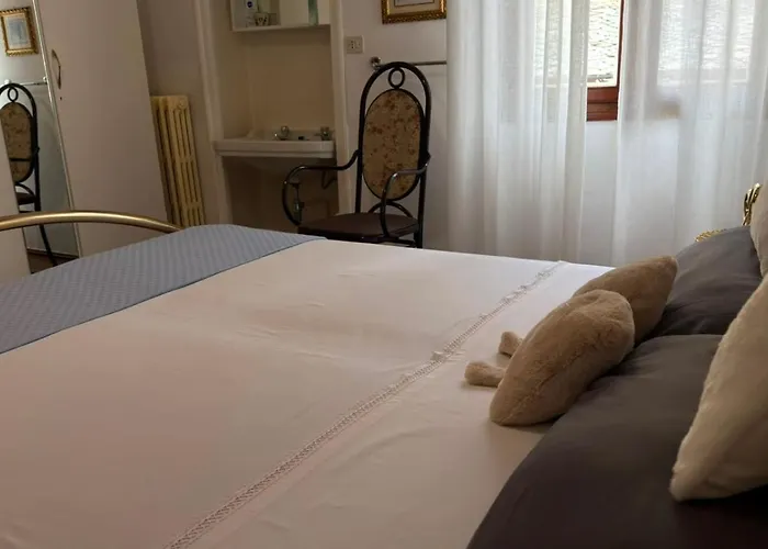 Etoile Hotel