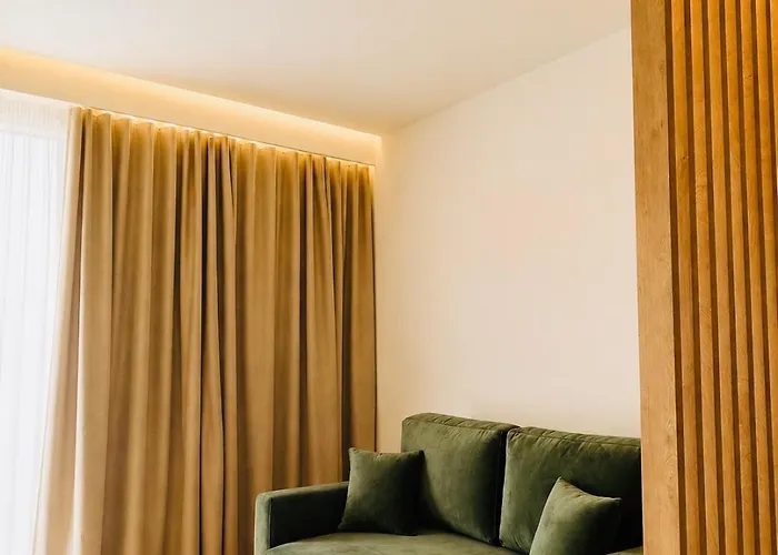 S S Sophie'S Suites