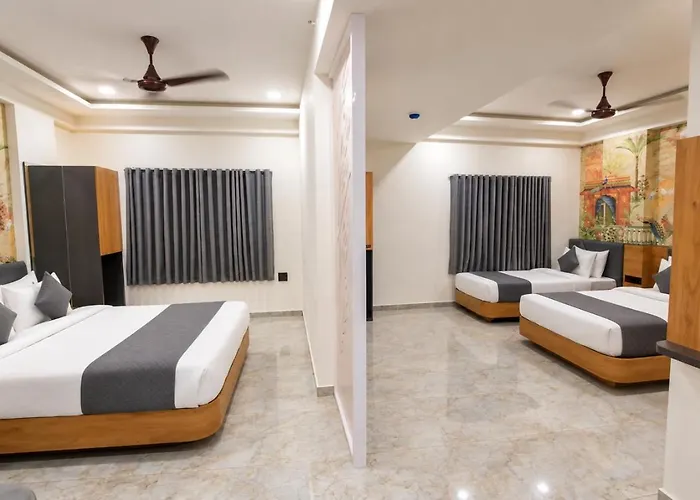 Hotel Shree Dwarka, Devbhumi Dwarka