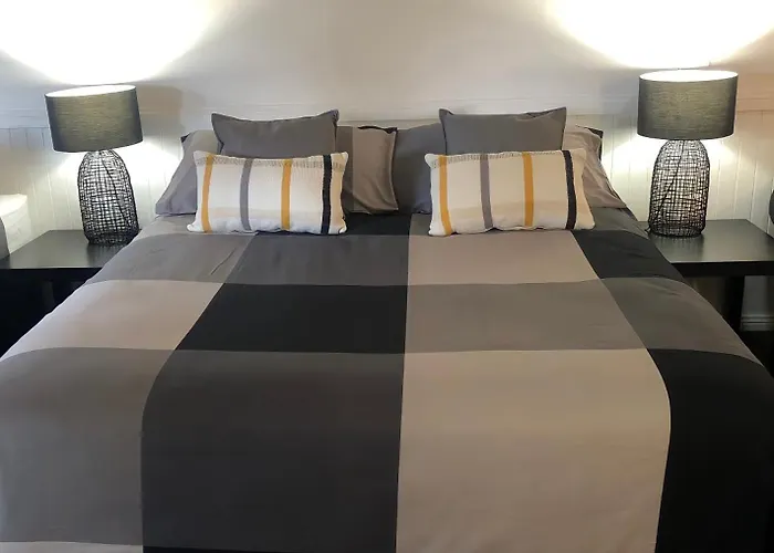 Black Range Lodge, Tumbarumba - Queen Room