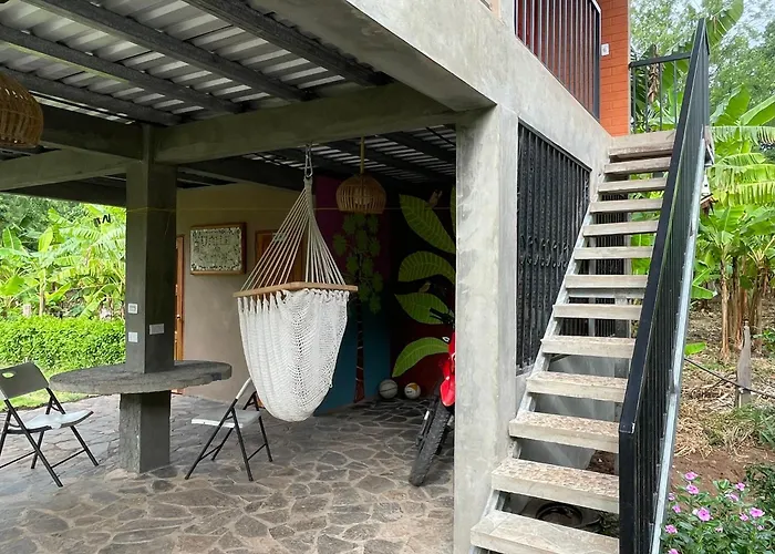 Parrot Bungalow - Shared Kitchen - Valle De Volcanes - Playa Peru