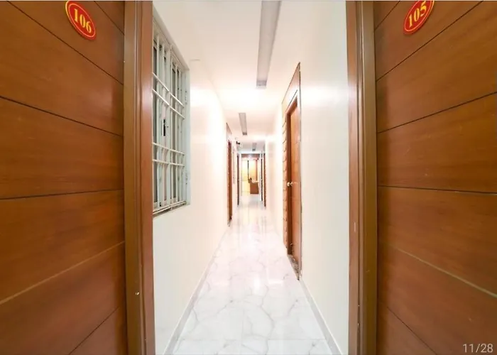 Gsilver Hotels Perumbakkam - Budget Classic Rooms Near Sholinganallur Omr