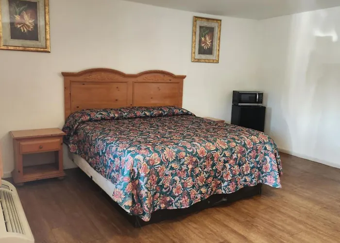 Budget Inn