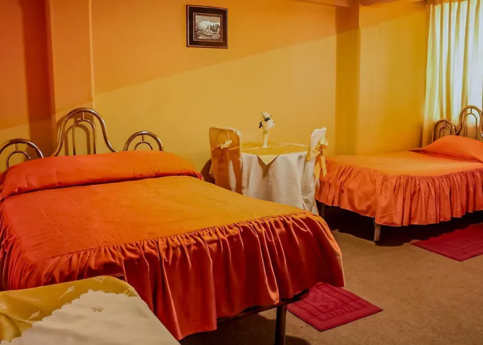 Hotel Monarca