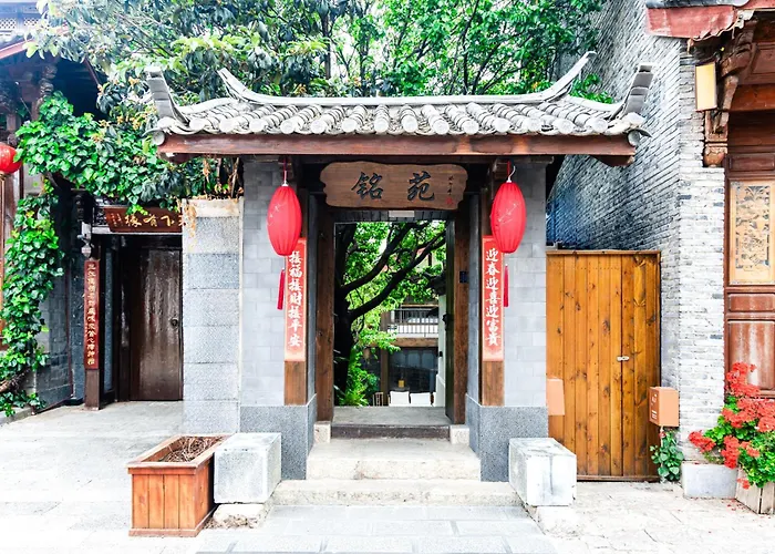 The Nomad Yard - Lijiang Old Town - Social Hostel For Travelers, Hikers & New Friends - Eat & Drink - Free Pick Up From Airport For 3 Nights