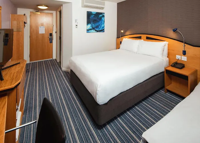 Holiday Inn Express Bristol City Centre By Ihg