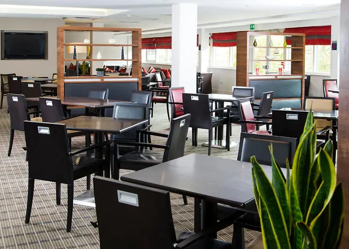 Holiday Inn Express Northampton - South By Ihg
