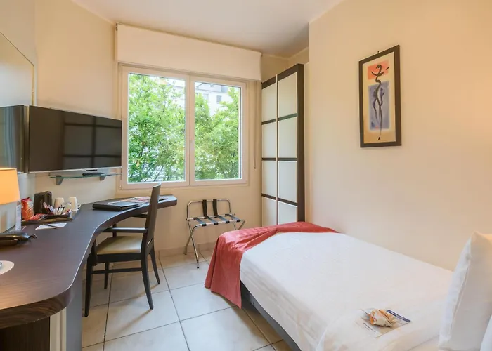Best Western Plus Grand Hotel Victor Hugo