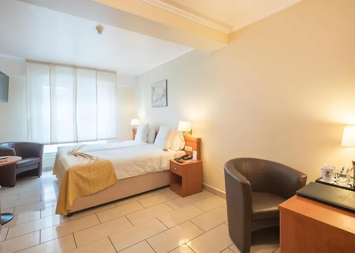 Best Western Plus Grand Hotel Victor Hugo
