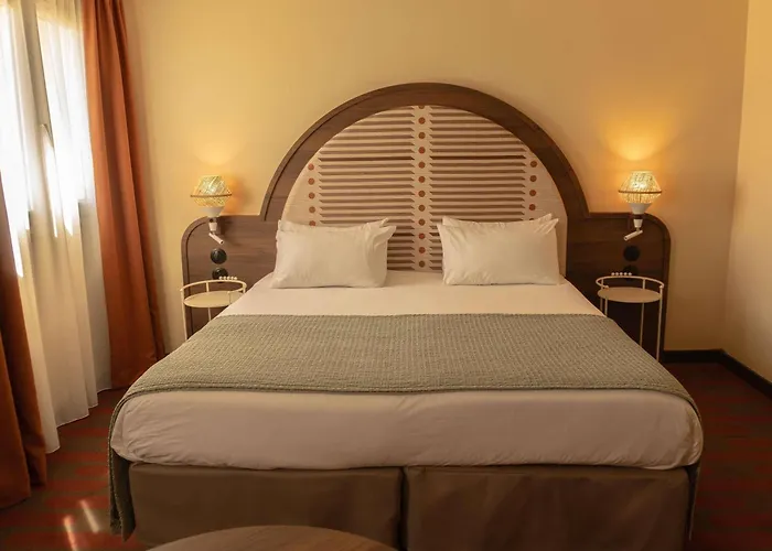 Mercure Arles Centre Arenes