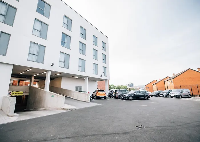 Holiday Inn Express Belfast City By Ihg