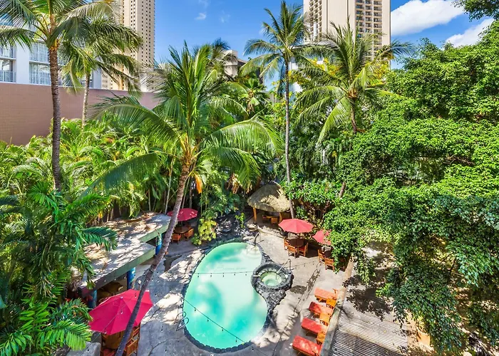 Castle Bamboo Waikiki Hotel