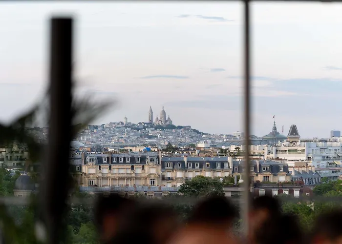 Hotel Pullman Paris Tour Eiffel