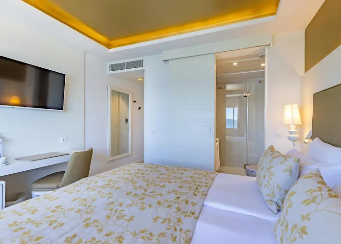Hotel Illa D'Or & Club Apts 4* Sup