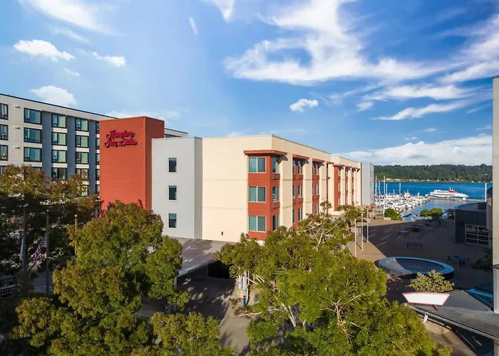 Hampton Inn & Suites Bremerton