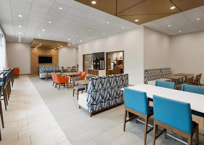 Holiday Inn Express & Suites Seattle Downtown - Lake Union By Ihg