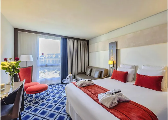 Mercure Chartres Centre Cathedrale