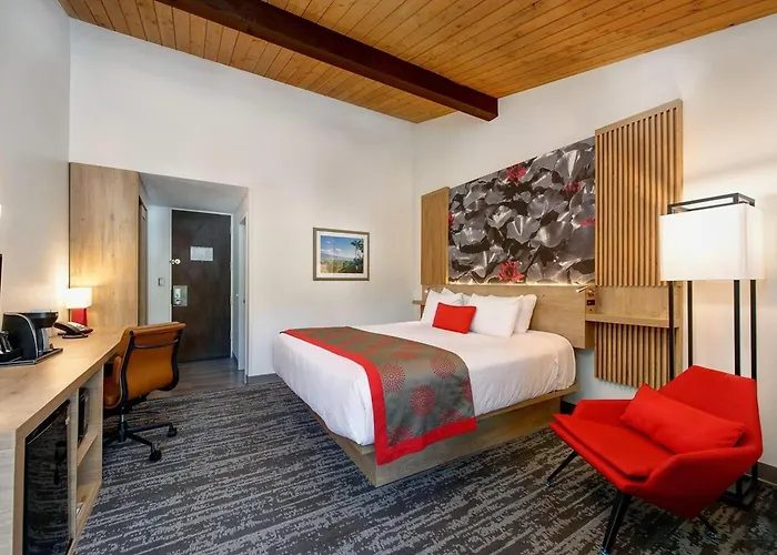 Ramada By Wyndham Santa Barbara Hotel Goleta