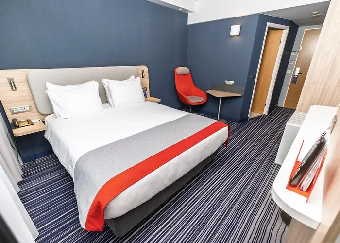 Holiday Inn Express Geneva Airport By Ihg