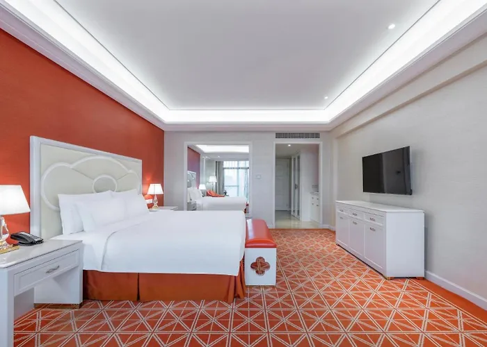 Wyndham Grand Plaza Royale Ningbo
