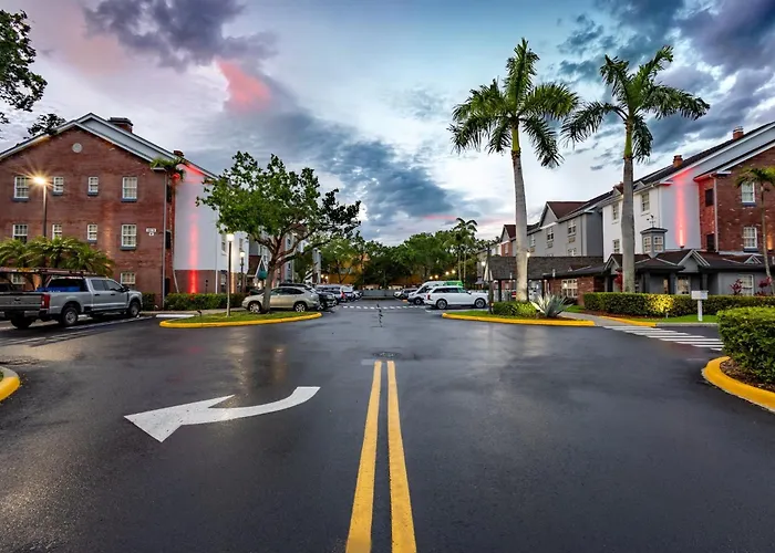 Candlewood Suites Miami Lakes By Ihg