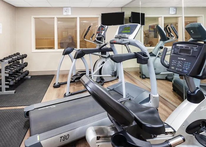 Holiday Inn Express Hotel & Suites Hampton South-Seabrook By Ihg