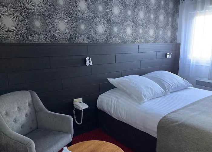 The Originals City, Hôtel du Château, Pontivy (Inter-Hotel)