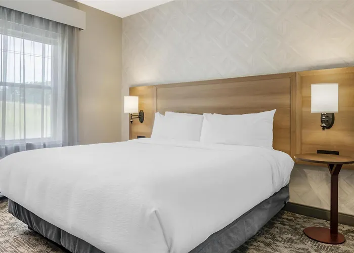 Best Western Plus Bridgewater Hotel & Convention Centre